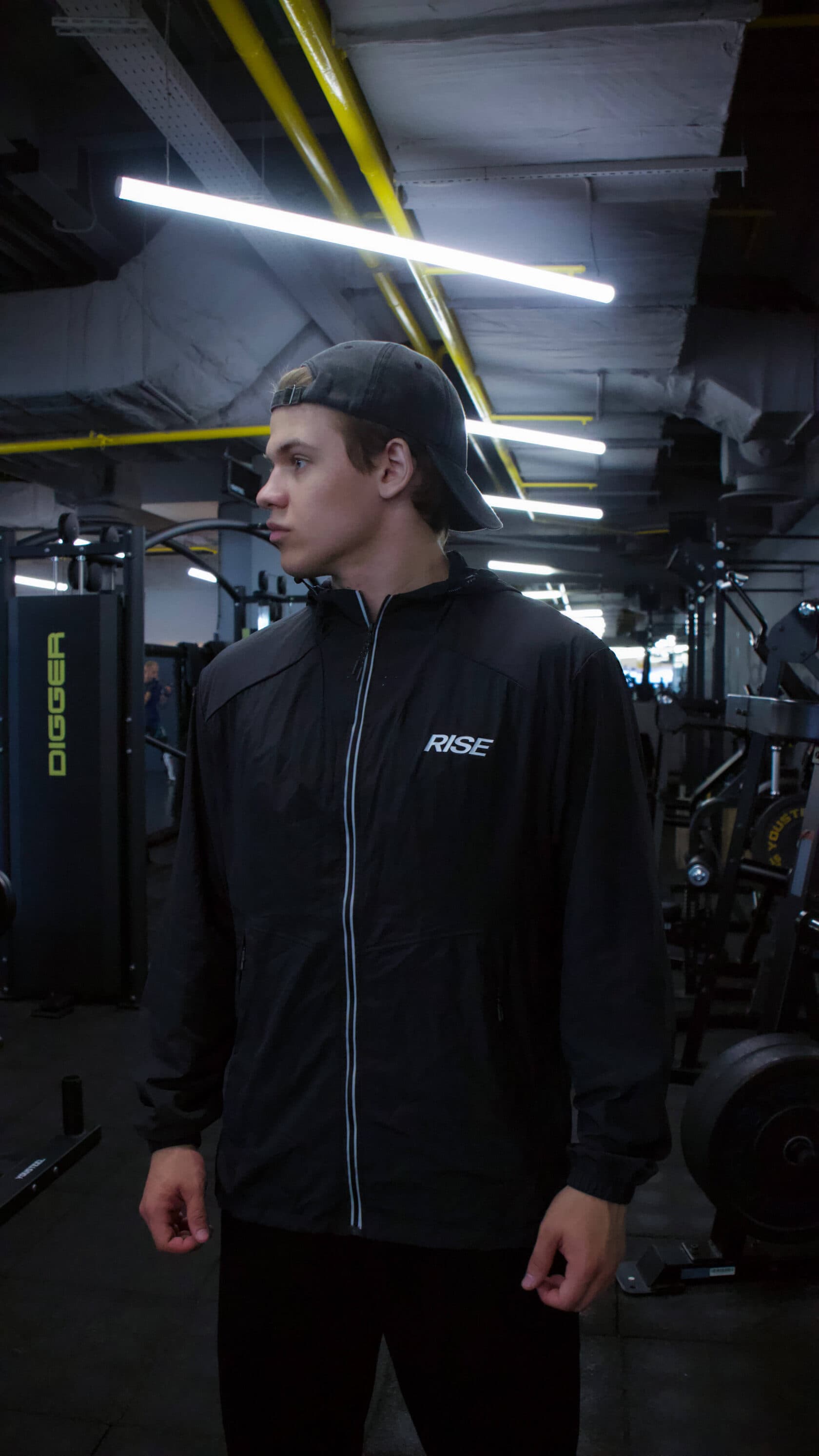 VITON13 & RISE Windbreaker, Black shell